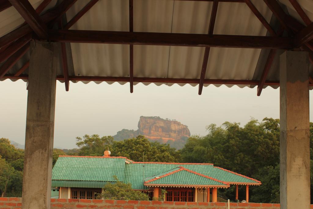 Sinhagiri Villa Sigirîya Extérieur photo